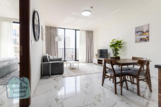 Stylish 1BR Retreat Near Al Hamra Beach - 8