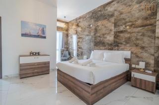 Beautiful 4BR penthouse with large terrace with WIFI - 5