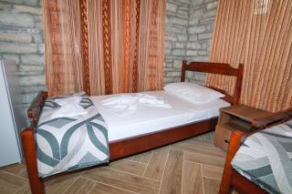 Zilfe Guesthouse - Gjirokastër - 8