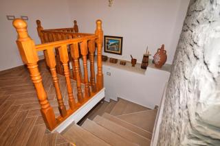 Zilfe Guesthouse - Gjirokastër - 6