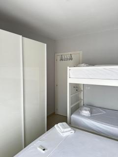 Merville Apartment 6 - 4