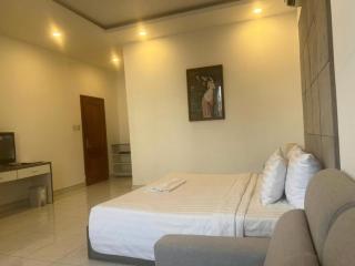 White Diamond Airport Hotel - 3