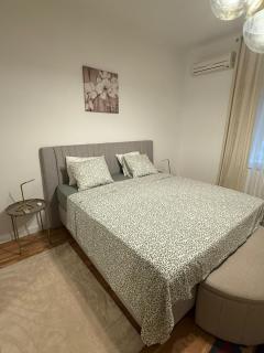 Hidden Oasis Apartment - Zagreb - 0