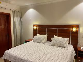 Perfect Relaxing King Suite with Free Parking & wifi - Accra - 0
