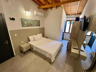 Ados Hotel - Çeşme - 9