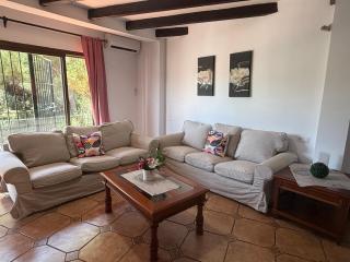 Casa de 5 Dormitorios Cerca de la Playa en Marbella Elviria - Marbella - 0