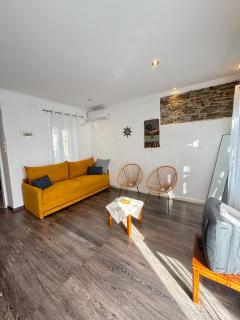 Olive Stonehouse - 6