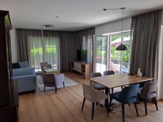 SINGULAR - Mountainview Apartments - 5