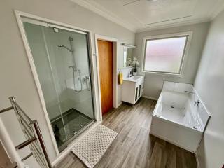 Comfort & Warmth at Stag Lodge Near Queens Park - Invercargill - 5