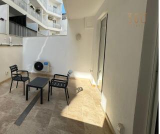 Modern 3BR Maisonette fully equipped with AC in Qawra by 360 Estates - 4