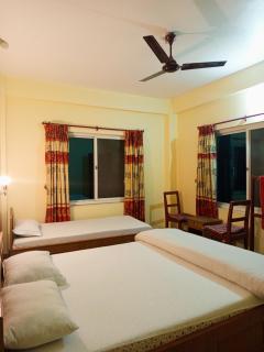Khushi Lodge and Restaurant - Pokhara - 9