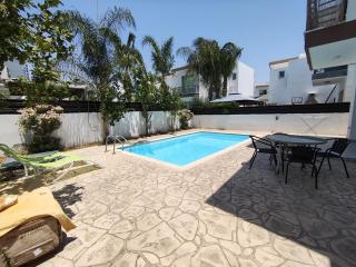 Trendy Holiday Villa 34 Larnaca, Pyla - 4