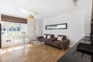 11 Nell Gwynn - Chelsea - 8