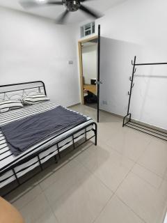Adra Homestay UTM Taman Sri Pulai - 7