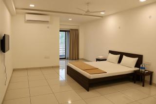 Hotel Shreeji Dham by Nath Bliss - Near Shreenathji Temple - 9