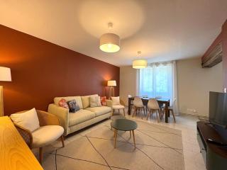 Papyrus - Village Center Apartment 4 Guests - Saint-Martin-de-Bréthencourt - 4