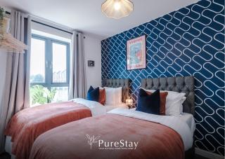 Spacious 5 Bedroom Manchester Home with Parking Sleeps9 - Manchester - 7