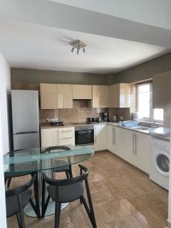 2BR SEAVIEW Apt in prime location 1 min from sea - Lanarka - 1