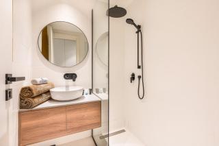 Stylish Contemporary Home in JVC with Chic Interior - 6