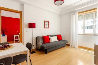 Top Location Beautiful Apartment! - 9