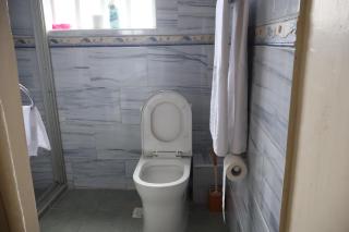 Axis Guest House - Syokimau - 5