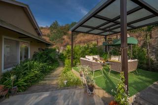 SaffronStays Flora - 8