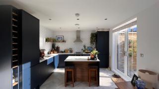 Apartment Rivoli Peaceful Oasis Luxury South London Flat with Tranquil Garden - 0