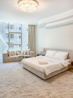 2 Bedroom Apartment in Bahrain Bay with a four season view - Manama - 9
