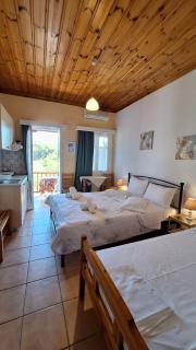 Armonia Guesthouse - Panormos Skopelos - 9