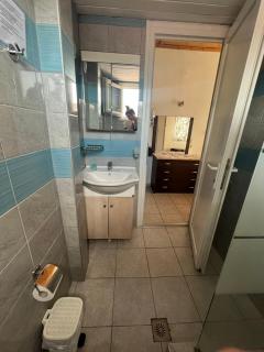 Ellas Hotel - 2