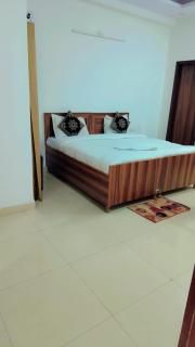 hotel Noida royal residency - Noida - 3