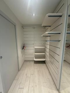 ReadMyHostProfile! Spacious 10-Person Duplex with AC City Center & Private Terrace - Saint-Jean-de-Maurienne - 6