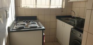 Shalom self catering Cottage - Centurion - 8