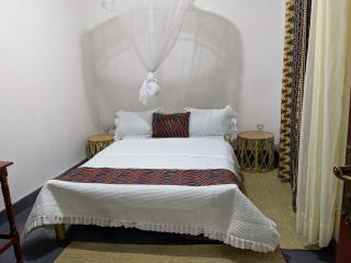 INEZA Guest House - 9