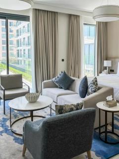 Luxurious Sea and Pool View Studio in Marassi Vista Al Bahrain - Al Muharraq - 0