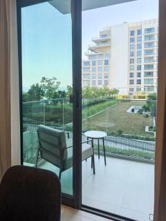 Luxurious Sea and Pool View Studio in Marassi Vista Al Bahrain - Al Muharraq - 9