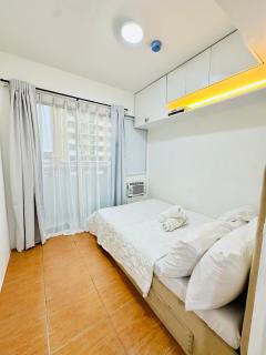 Unwind Oasis Two Bedroom Free Pool Access - 9