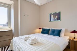Lisbon Amazing river view 2 bdr, 2 bath - 7