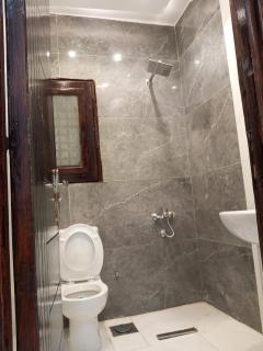 Chalet for Rent in Marina 5 Fully AirConditioned - 3