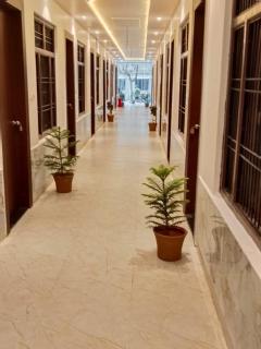 Hotel GrandVeer - Ayodhya - 8