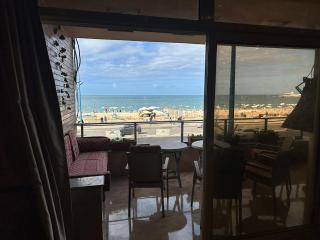 Seaview Escape - Cozy 3 bedrooms Family Apartment in El-Mandara - Alexandria - 8