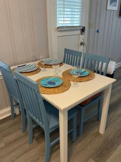 Ocean Breeze ground floor, walk to beach ,pets ok - 7