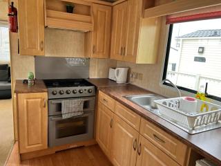 Rohannah A&C Ultimate Caravan Retreat - East Mersea - 9
