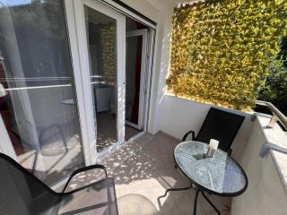 Apartments "Helios" - Njivice - 1