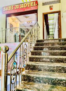 Shri Ji Hotel - Varanasi - 0
