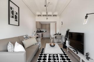 Black and White 1 BR Business stays Above MK Train Station - 5
