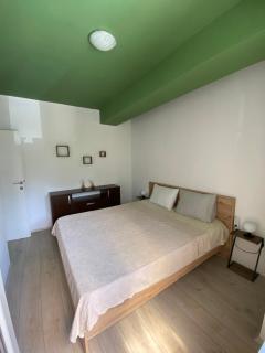 Lina's Cozy Apartment- Free Parking & Near City Center - 9
