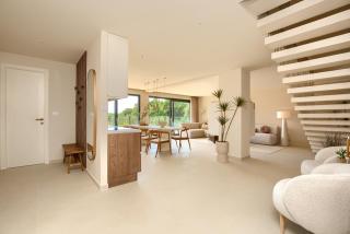 Sea-View 3BR Design Apartment in Pomer with Balcony, 5-Min Walk to Beach - Pomer - 5