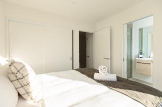 Luxury CBD 2Bed2Bath With Parking Near Parks - Christchurch - 8