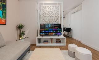 Sophisticated Luxury Apartment in Almughrizat - Riyad - 9